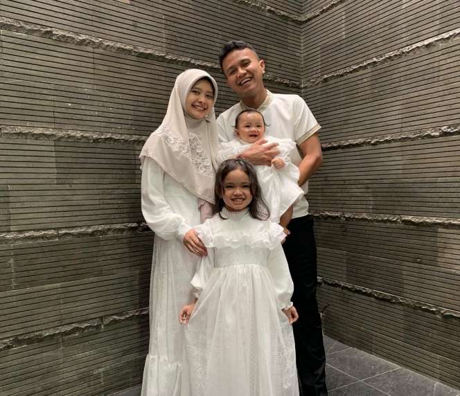 8 Potret Rumah Mewah Faldo Maldini, Gagal Jadi DPR & Gubernur Kini Jadi Stafsus Mensesneg