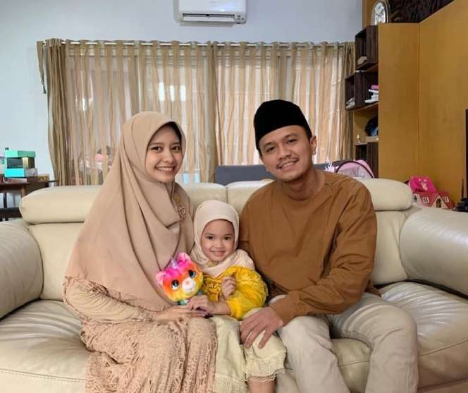 8 Potret Rumah Mewah Faldo Maldini, Gagal Jadi DPR & Gubernur Kini Jadi Stafsus Mensesneg