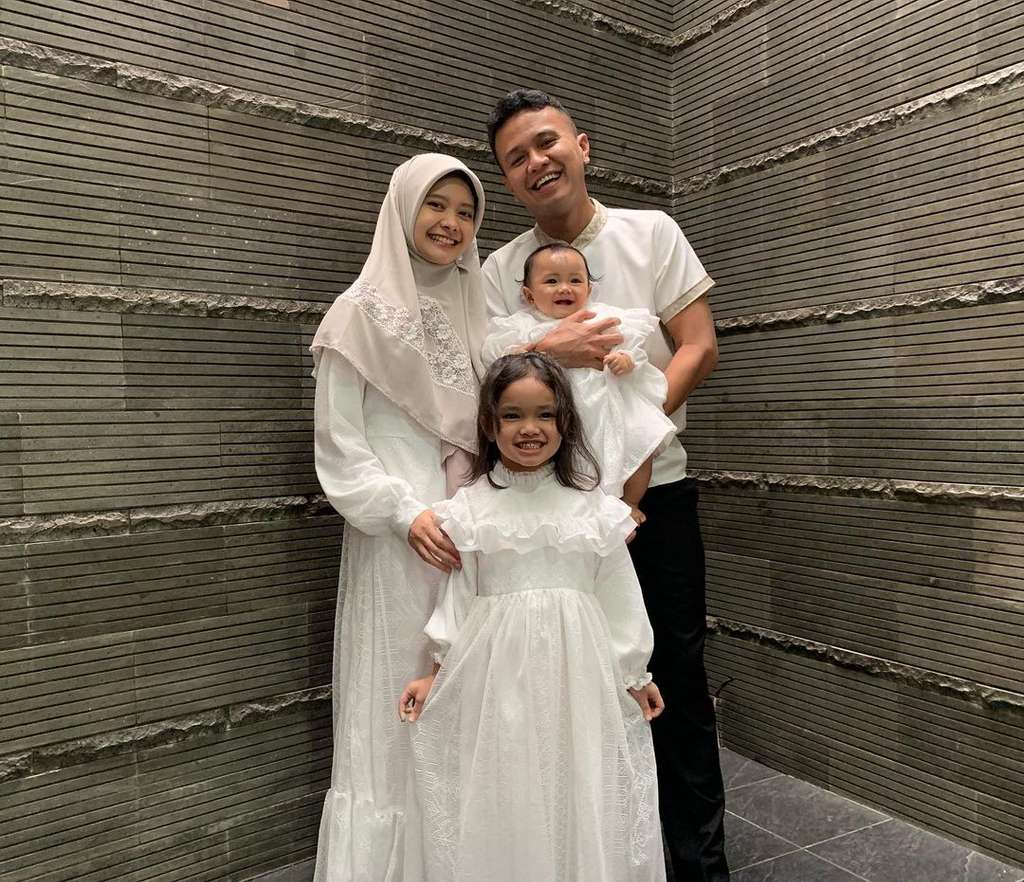 8 Potret Rumah Mewah Faldo Maldini, Gagal Jadi DPR & Gubernur Kini Jadi Stafsus Mensesneg