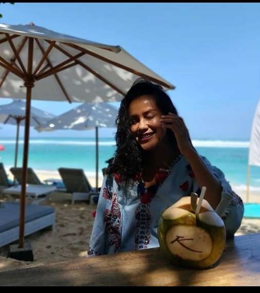 Masih Ingat Lia Waode, Teman Dekat Olga Syahputra? Dulu Dipersunting Duda Bule Begini Nasibnya Sekarang!