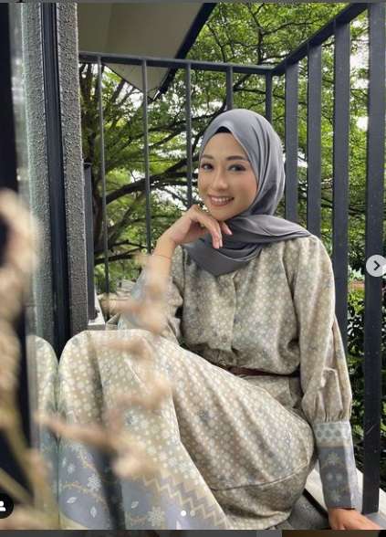 Potret Poppy Bunga Bakal Jadi Calon Istri Ojak `Tukang Ojek Pengkolan` di Kehidupan Nyata, Ternyata Beda Banget!