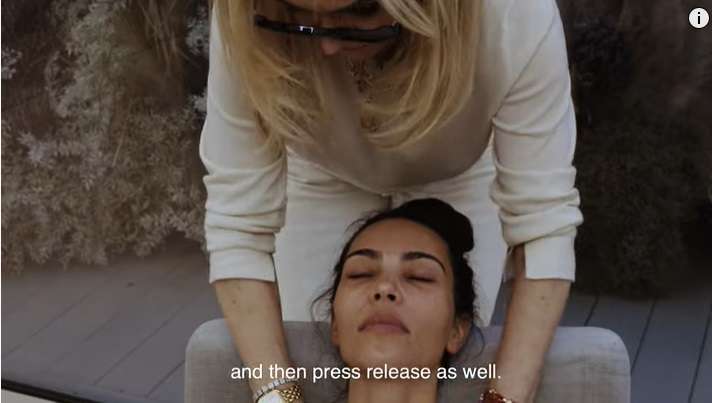 Potret Wajah Asli Kim Kardashian Terungkap, Ternyata Begini Parasnya!