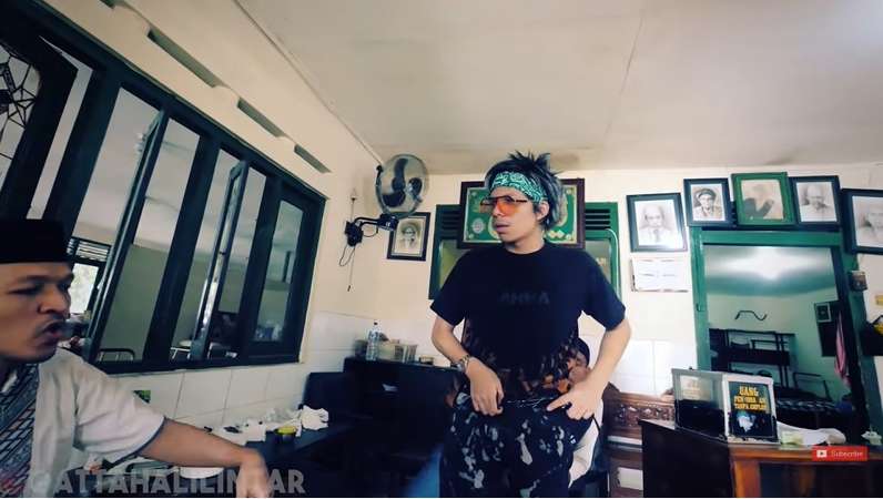 10 Potret Rumah Haji Naim 'Sang Legenda Pijat dari Cimande', Sering Dikunjungi Artis!
