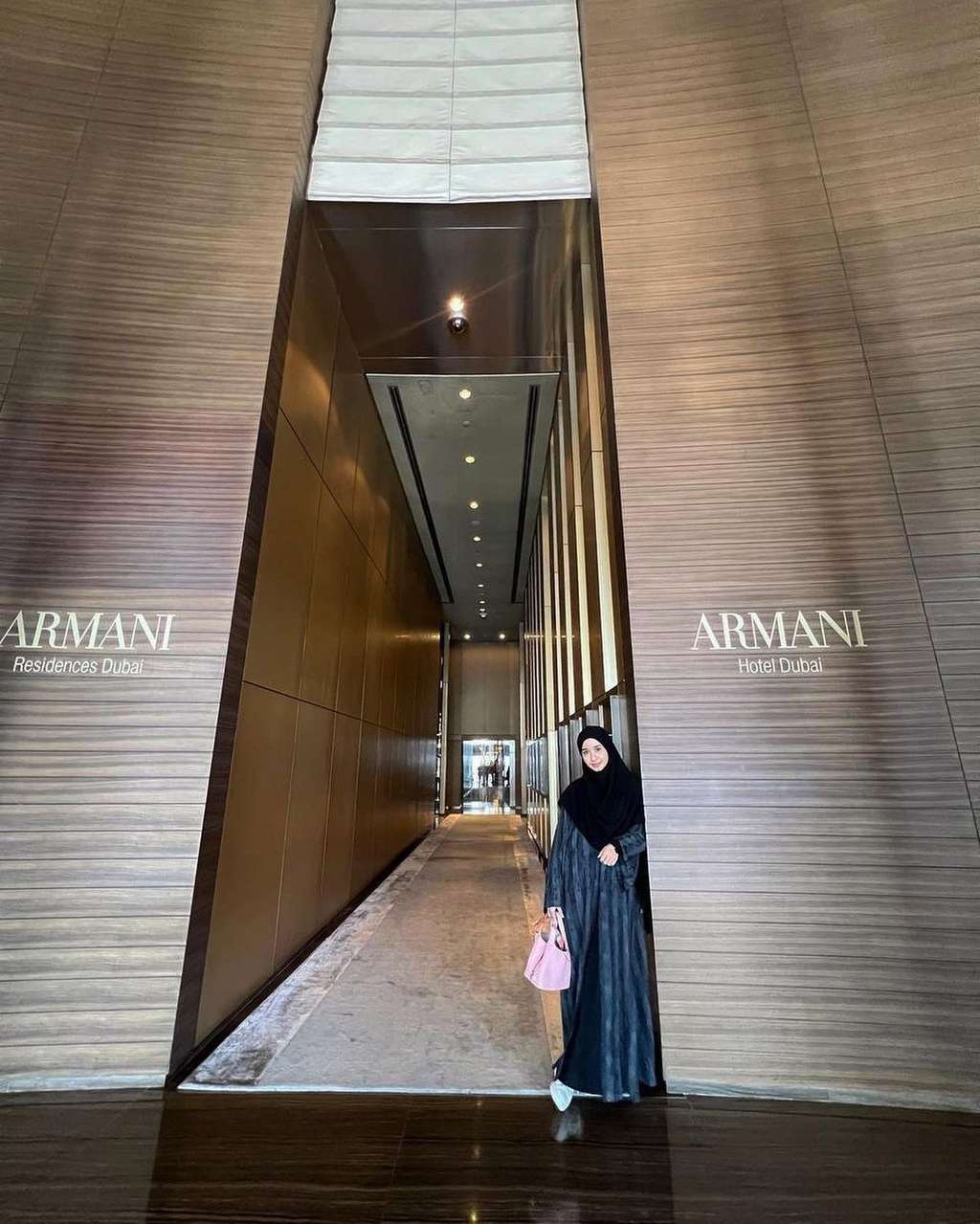 Potret Laudya Cynthia Bella saat di UEA, Ramai Disebut Bakal Nikah dengan Pangeran Dubai!