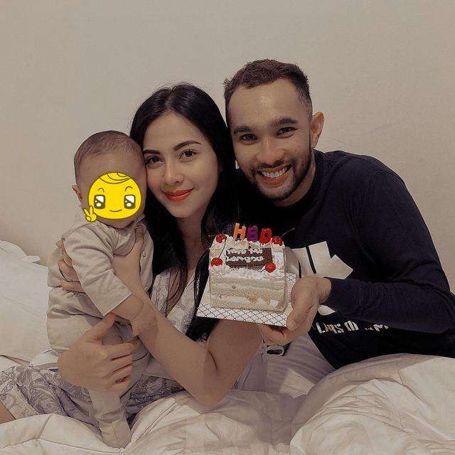 Masih Ingat Enji Baskoro Mantan Suami Ayu Ting Ting? Begini Kabarnya Usai Bercerai!