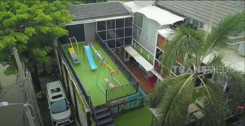 10 Potret Rumah Artis Muda yang Sukses Di Usia 20-an, Rizky Febian Paling Wow Rp15 Miliar!