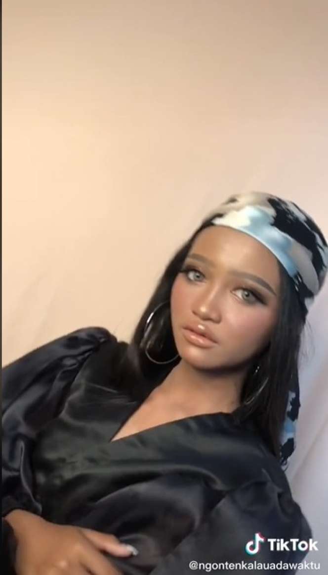 Potret Transformasi Makeup Gadis Situbondo, Hasilnya Bikin Melongo, Bak Model Internasional!