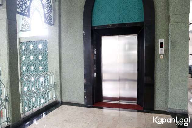 8 Potret Terbaru Lokasi Syuting Sinetron `Lorong Waktu`, Ada Pintu Tersembunyi di Samping Mimbar!