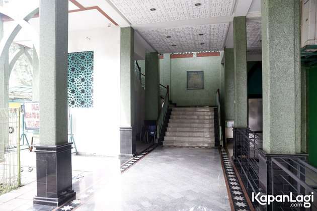 8 Potret Terbaru Lokasi Syuting Sinetron `Lorong Waktu`, Ada Pintu Tersembunyi di Samping Mimbar!