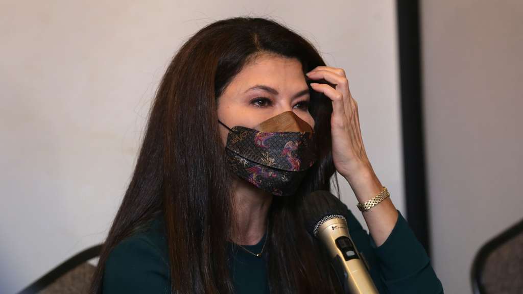 FOTO: Tangis Tamara Bleszynski Saat Ungkap Asetnya Dikuasai Pihak Lain