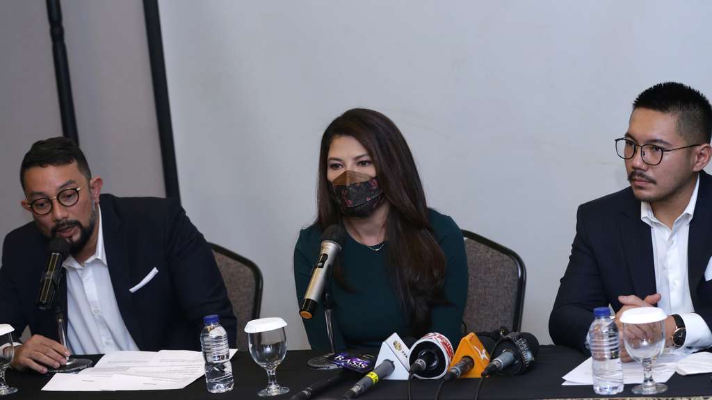 FOTO: Tangis Tamara Bleszynski Saat Ungkap Asetnya Dikuasai Pihak Lain