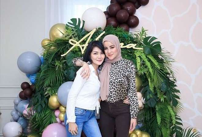 Potret Melina Istri Alex Tian Mantan Suami Olla Ramlan, Disebut Mirip Bella Saphira!