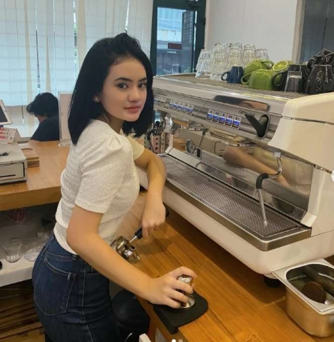 Ingat Aisyah, Anak Kang Murad di Sinetron Preman Pensiun? Penampilan Aslinya Bak Bumi & Langit, Ternyata Tajir & Modis Abis