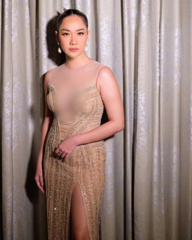 10 Potret Penampilan Bunga Citra Lestari yang Dikritik Netizen, Disebut Terlalu `Hot` & Terbuka