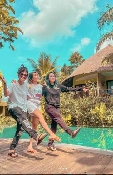 Masih Ingat Dara The Virgin? Dulu Jadi Idola Anak Muda, Kini Penampilannya Berubah Drastis!
