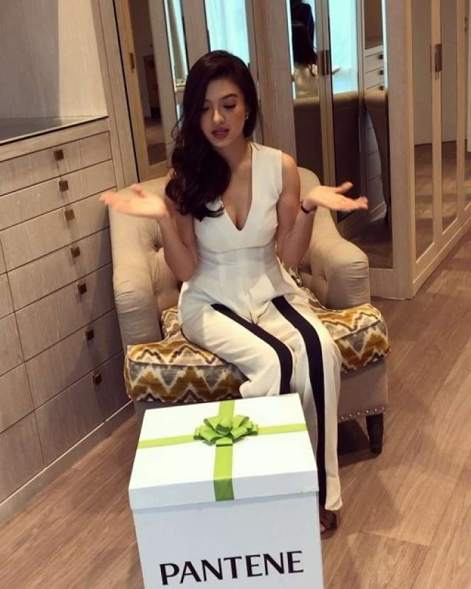 7 Potret Rumah Artis Anak Politisi Terkenal, Ayah Nia Ramadhani Ternyata Bukan Orang Sembarangan!