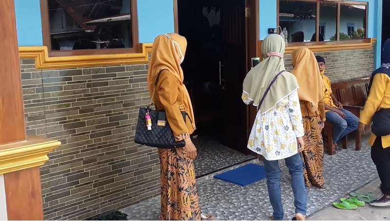 10 Adu Mewah Rumah Ustazah Mumpuni VS Ulin Nuha, Dua Pendakwah Muda yang Viral!