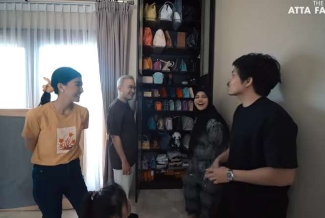 8 Potret Rumah Ruben Onsu di Pondok Indah, Ada Mini Market Pribadi dan 3 Dapur