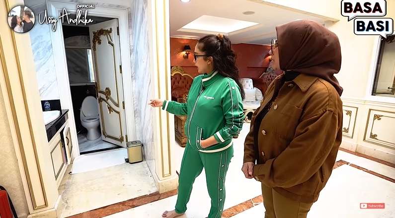 10 Potret Rumah Mewah Devya Linda, Dokter Giginya Para Artis Ternama, Istana di Dunia Nyata!
