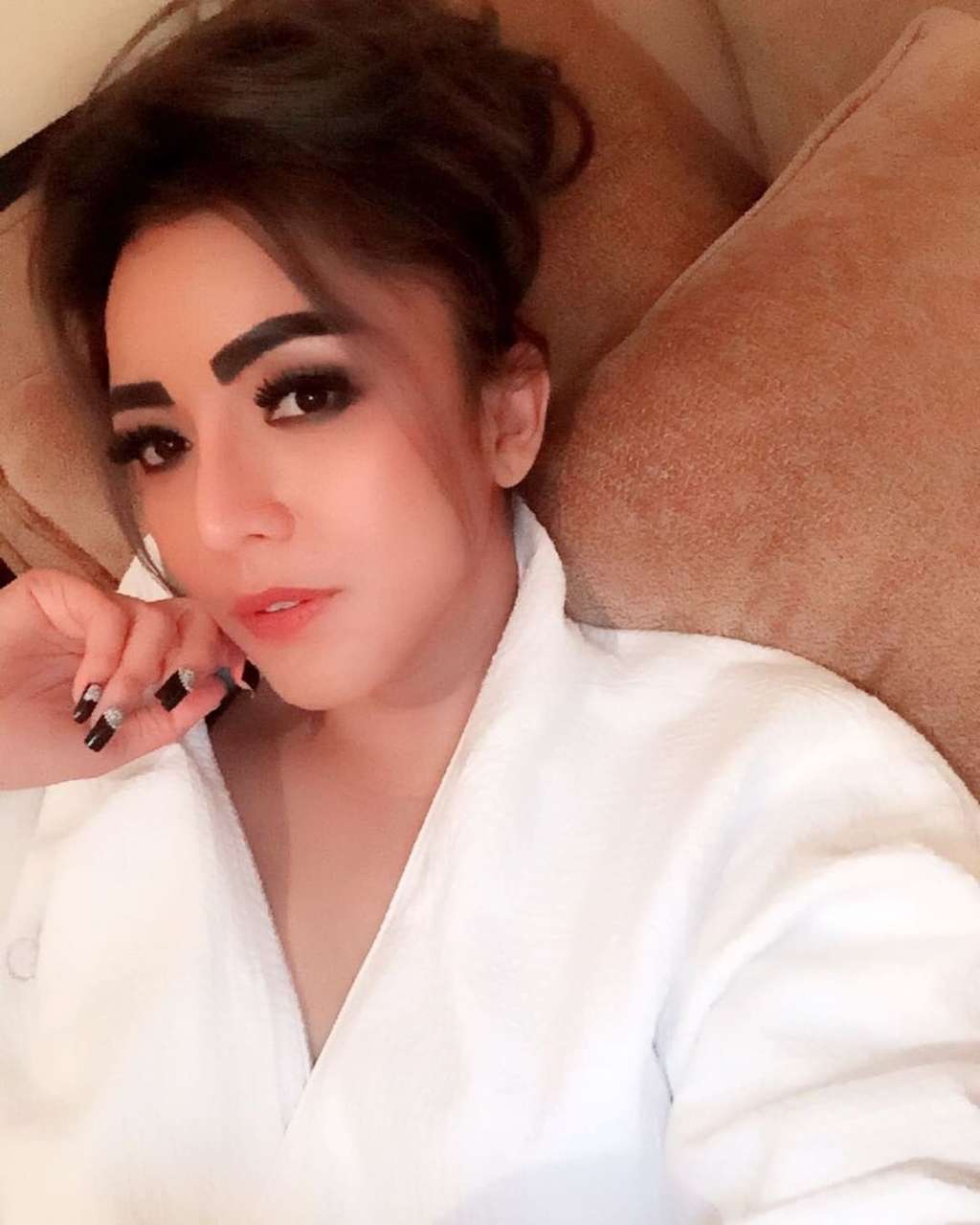 Ingat Regina Mantan Farhat Abbas? Dulu Jadi Orang Ketiga Kini Hidupnya Miris, Wajahnya Berubah Total, Lihat 7 Potretnya