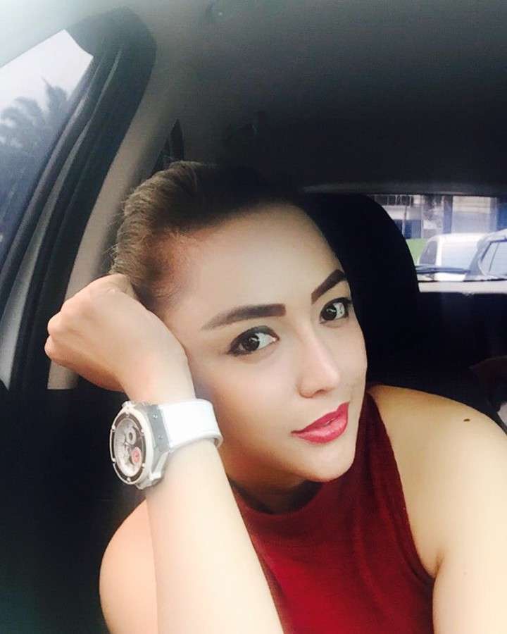 Ingat Regina Mantan Farhat Abbas? Dulu Jadi Orang Ketiga Kini Hidupnya Miris, Wajahnya Berubah Total, Lihat 7 Potretnya