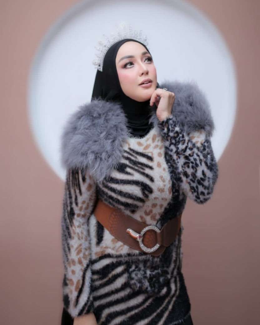 Ingat Regina Mantan Farhat Abbas? Dulu Jadi Orang Ketiga Kini Hidupnya Miris, Wajahnya Berubah Total, Lihat 7 Potretnya