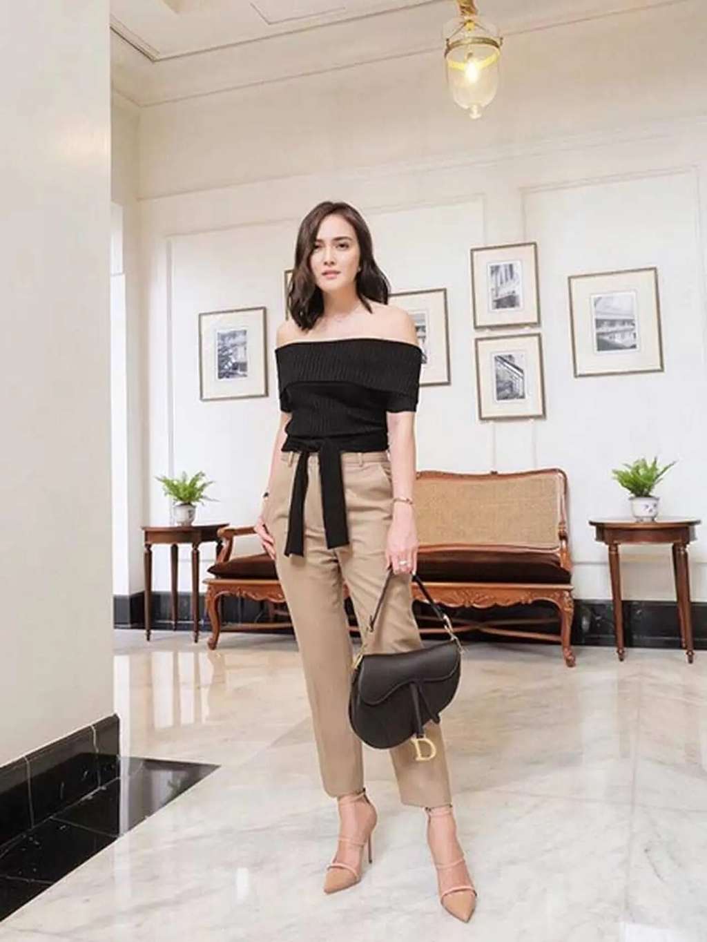 7 Potret Rumah Artis Keturunan Bangsawan, Fuji & Ajun Perwira Ternyata Bukan Orang Sembarangan