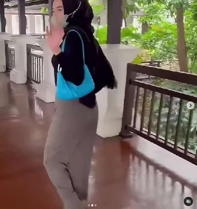 Potret Mantan Babysitter Mawar AFI yang Kini Sudah Berani Posting Foto Selfie, Dicibir Netizen: Hijabnya Cuma Satu?