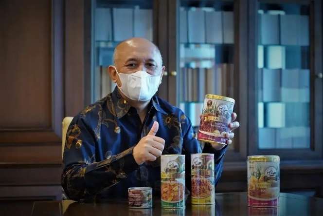 Menteri `Termiskin` Era Jokowi, 8 Potret Ruang Kerja Teten Masduki yang Jadi Sorotan