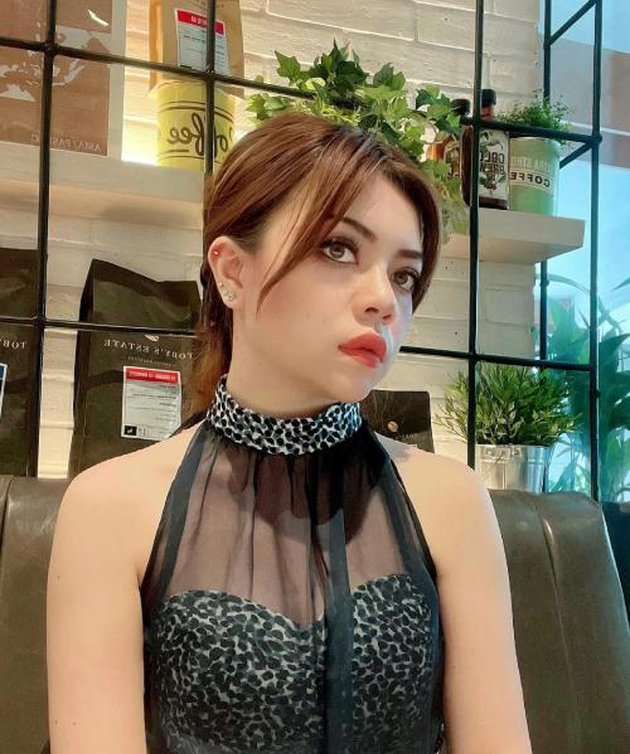 10 Potret Cantiknya Monna Frans, Aspri Nomer 2 Hotman Paris yang Dimualafkan Gus Miftah