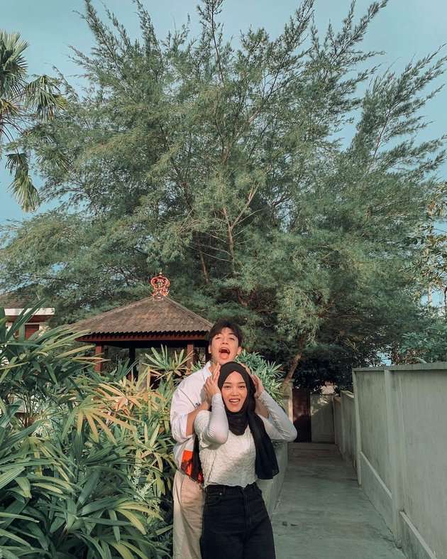 Dikabarkan Putus, Potret Putri Delina dan Jeffry Reksa Malah Makin Lengket! 