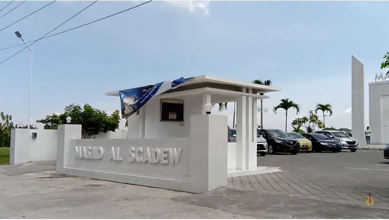 10 Potret Masjid Mewah Pedangdut Sisca Dewi Seharga Rp 6 Miliar, Megah di Tengah Sawah!