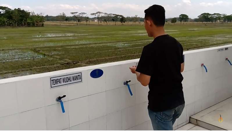 10 Potret Masjid Mewah Pedangdut Sisca Dewi Seharga Rp 6 Miliar, Megah di Tengah Sawah!
