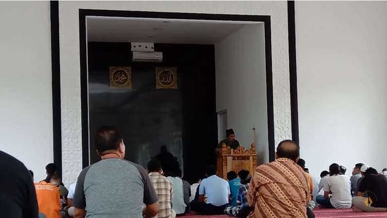 10 Potret Masjid Mewah Pedangdut Sisca Dewi Seharga Rp 6 Miliar, Megah di Tengah Sawah!