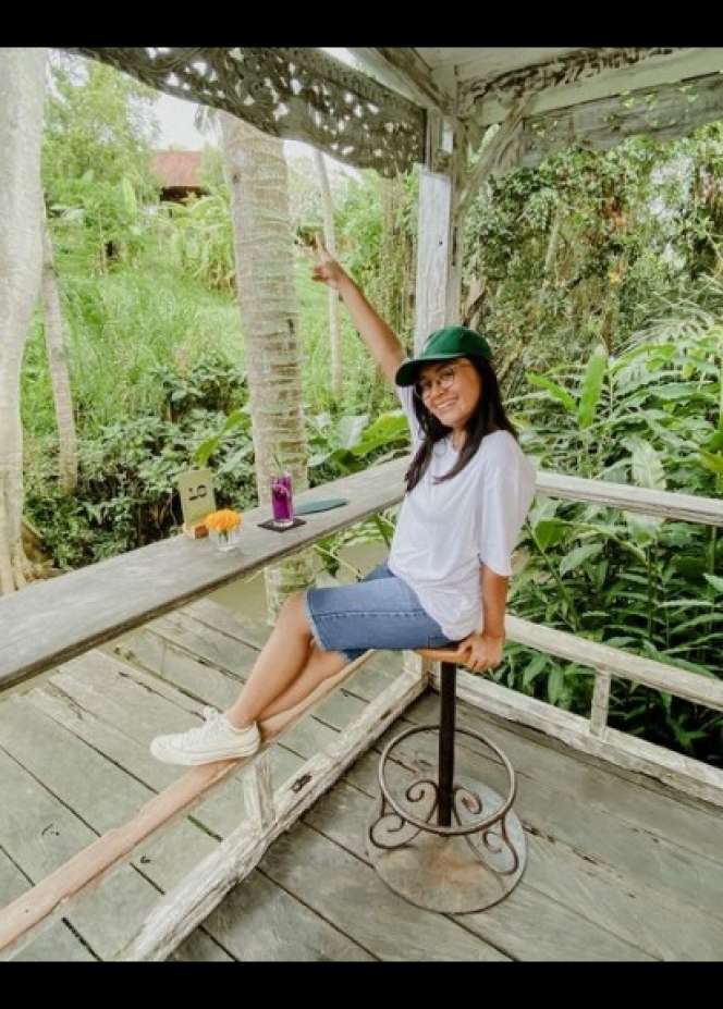 8 Potret Yolanda Krisnadita Manajer Kekeyi yang Bikin Salfok, Ternyata Cantik Banget!