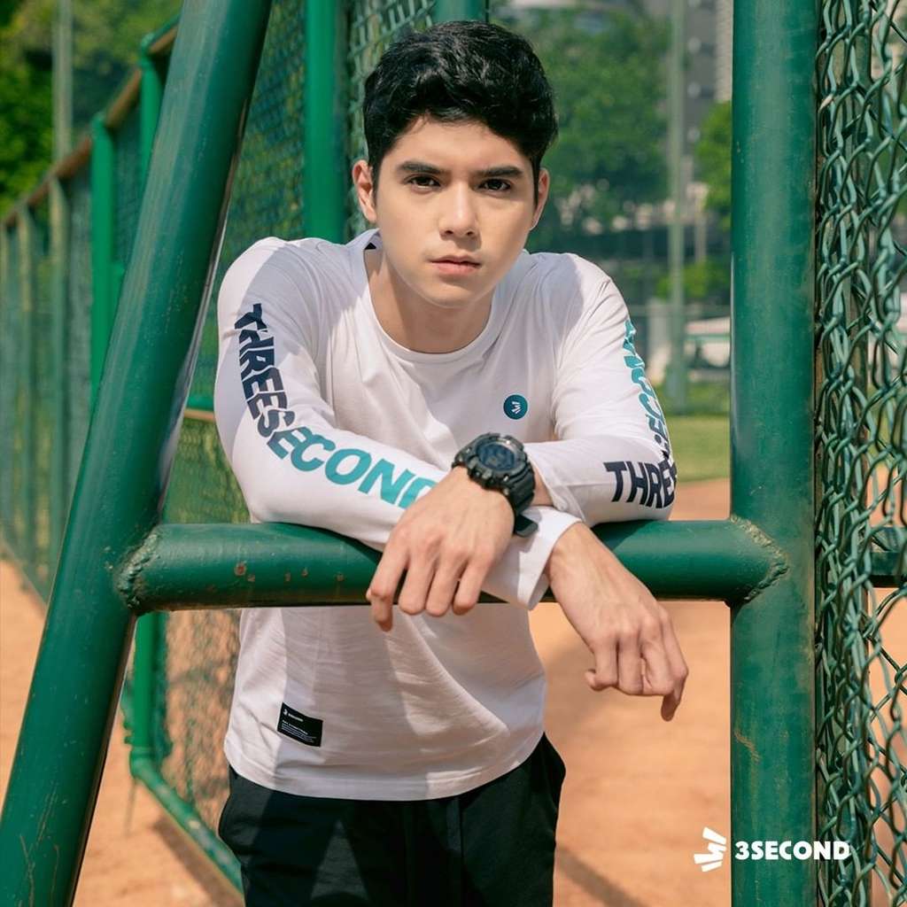 Al Ghazali Bangga E-sport Semakin Berkembang, Salah Satunya Tim RRQ Kolab Bareng Fashion Lokal