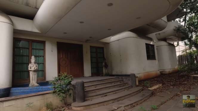 10 Potret Rumah Mewah Terbengkalai Milik Pejabat Buronan KPK Sjamsul Nursalim, Ada Rambut Kepang Misterius!