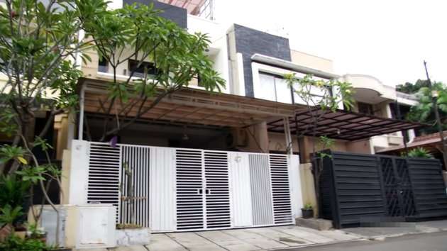 10 Adu Mewah Rumah Meriam Bellina VS Kiki Fatmala, Milik Mantan Hotman Paris Bikin Minder!