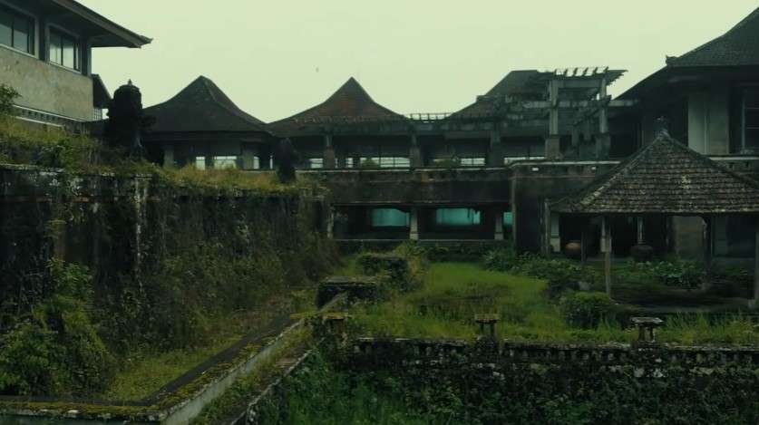 9 Potret Hotel Terbengkalai Milik Tommy Soeharto yang Dijuluki `Istana Hantu`, Seram Banget!