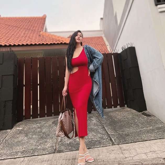 Masih Ingat Ratu Rizky Nabila Mantan Istri Alfath Fathier? Kini Penampilannya Berubah Drastis!