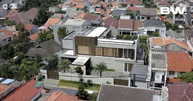 15 Potret Rumah Artis `Sultan` di Atas Rp10 Miliar, Ahmad Dhani Paling Mahal, Kalahkan Raffi Ahmad!