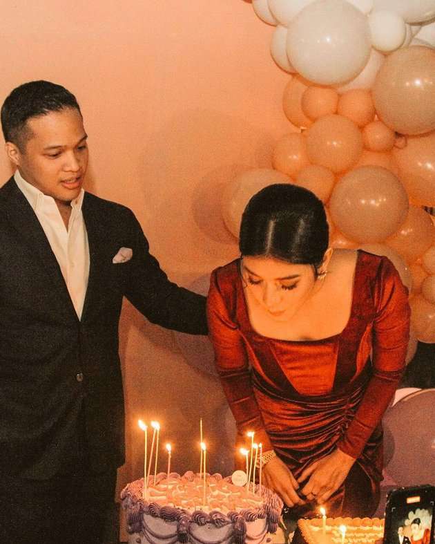 Jarang Tersorot Potret Mesra Naysila Mirdad dan Kekasih Barunya