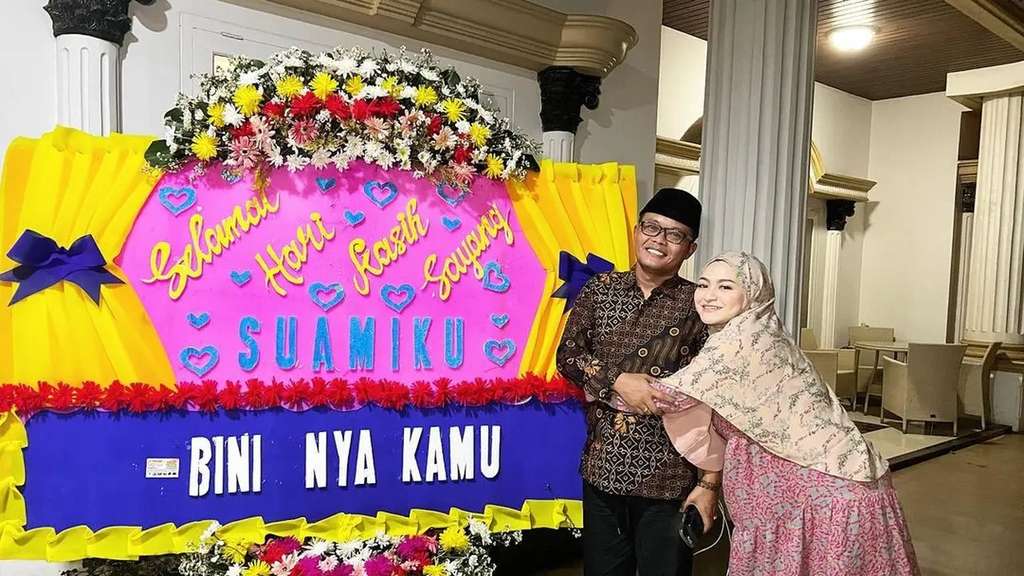 10 Potret Mesra Sule dan Nathalie Holscher, Sempat Bertengkar Hebat, Rujuk Kini Berakhir Gugat Cerai
