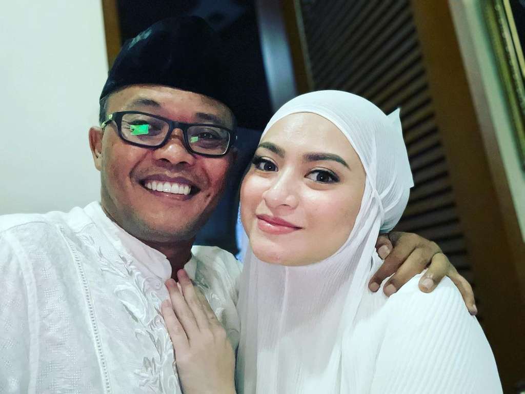 10 Potret Mesra Sule dan Nathalie Holscher, Sempat Bertengkar Hebat, Rujuk Kini Berakhir Gugat Cerai