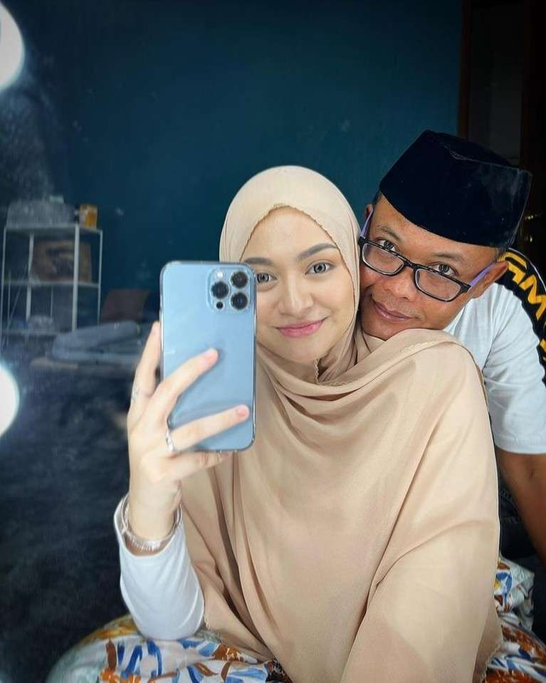 10 Potret Mesra Sule dan Nathalie Holscher, Sempat Bertengkar Hebat, Rujuk Kini Berakhir Gugat Cerai