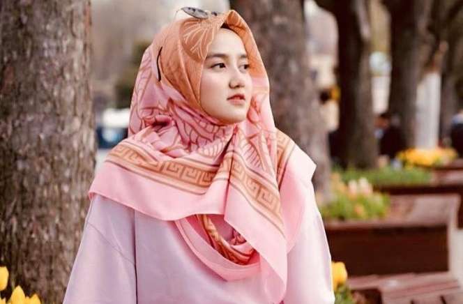 10 Potret Transformasi Wirda Mansur, Dihujat Gegara Halu, Sudah Viral dari Kecil Dulu Ngaku Ketemu Nabi
