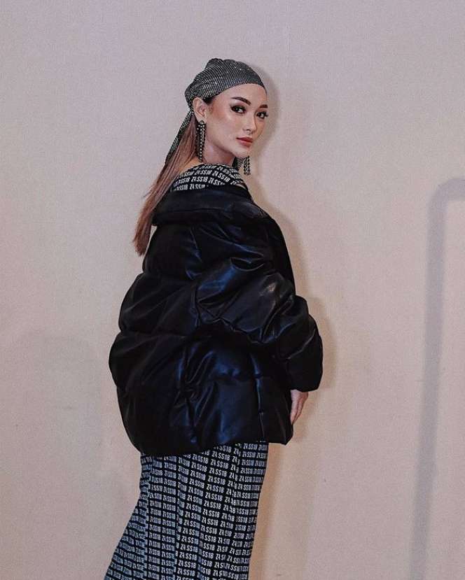6 Potret Seleb Cantik yang Jadi Juragan Kontrakan, Penghasilannya Capai Ratusan Juta Perbulan!