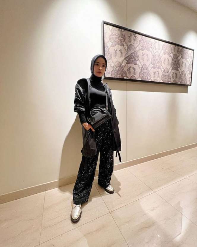 6 Potret Seleb Cantik yang Jadi Juragan Kontrakan, Penghasilannya Capai Ratusan Juta Perbulan!