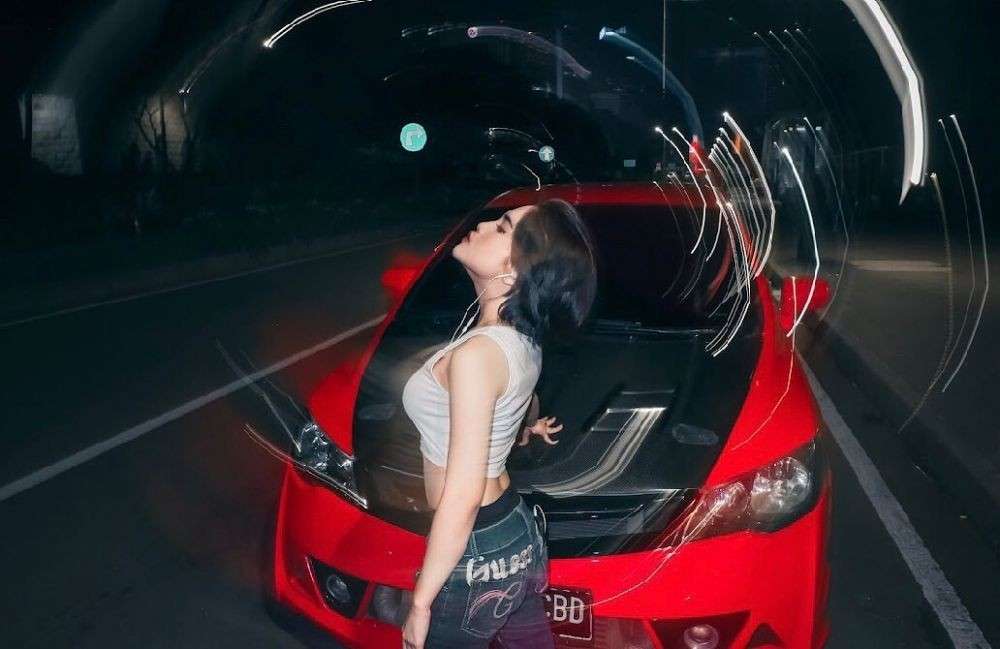 15 Potret Jeje `Slebew` yang Viral, Gayanya Tengil & Keren, Ternyata Tajir Melintir Keturunan Belanda!