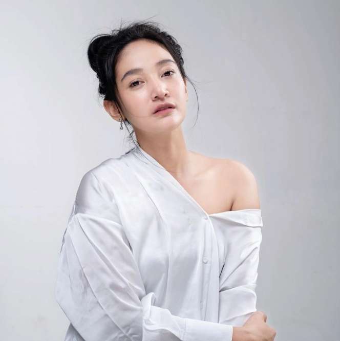 Potret Sasi Tukang Ojek Pengkolan di Kehidupan Nyata, Beda Banget!